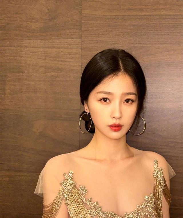 女演员控诉被虞书欣霸凌致抑郁退圈